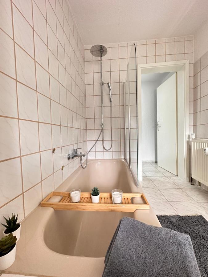 Appartement Auhagen - Kueche, Badewanne, Regendusche, Netflix المظهر الخارجي الصورة